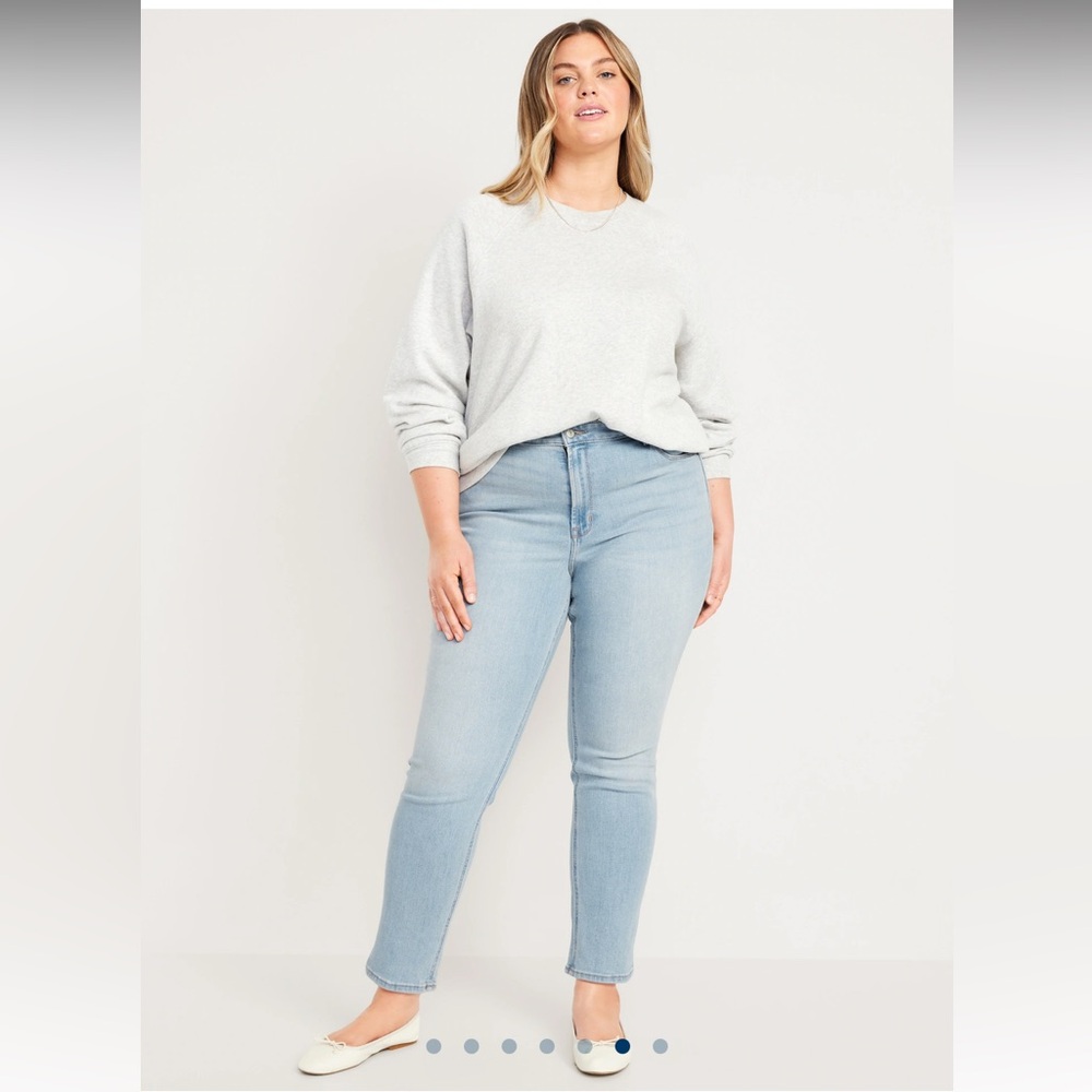 NWT Old Navy High Rise Wow Straight Jeans